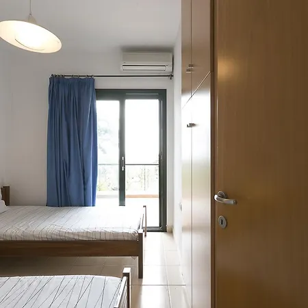 Family Maisonette 2 In Kalandra