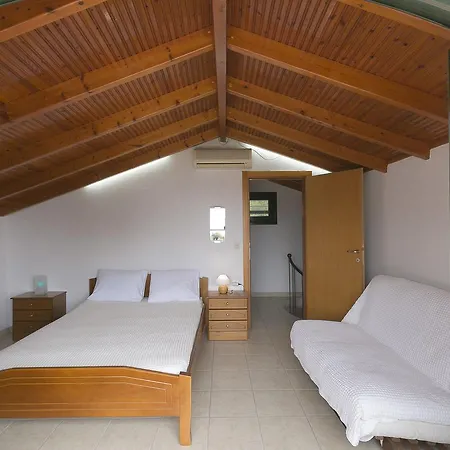 Family Maisonette 2 In Dom wakacyjny